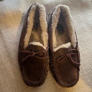 Women’s Ugg slippers